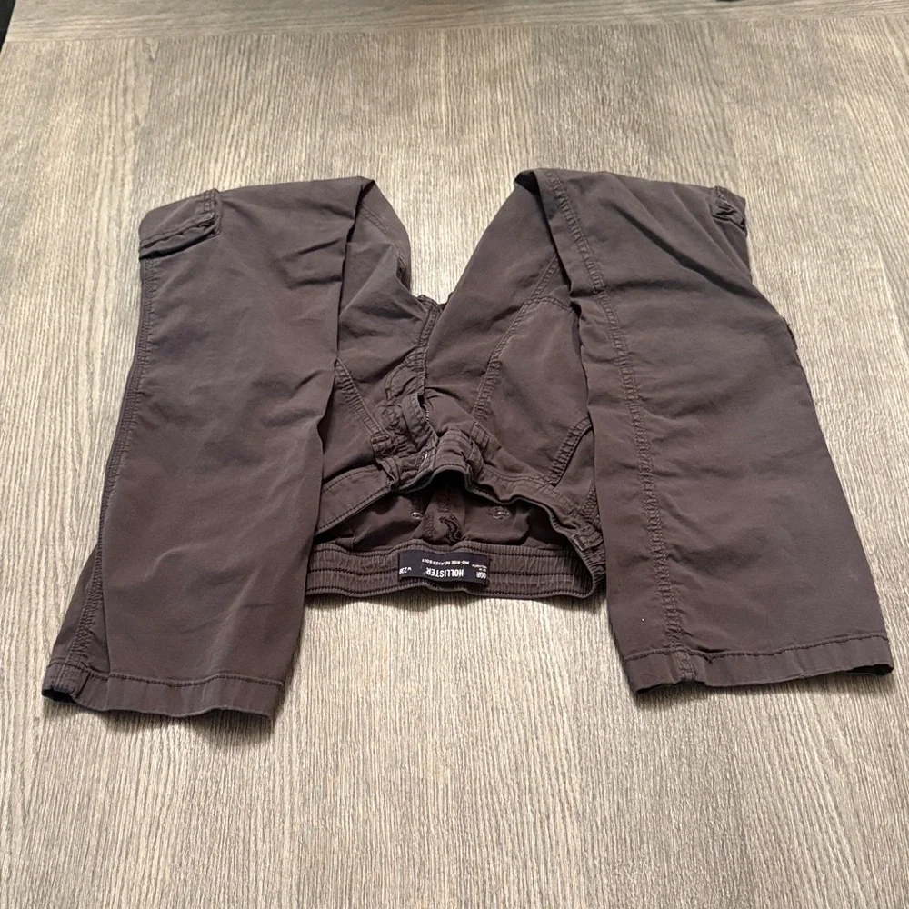 Hollister Junior’s Dark Grey Cargo Pants - Picture 4 of 8